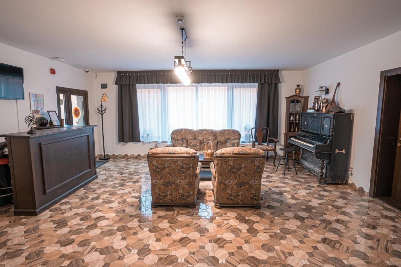 Casa Danei Hotell Braşov Exteriör bild